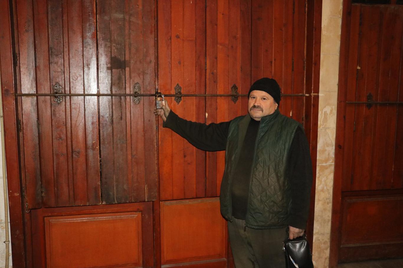 Asırlardır çekiç seslerinin susmadığı Bakırcılar Çarşısı sessizliğe büründü